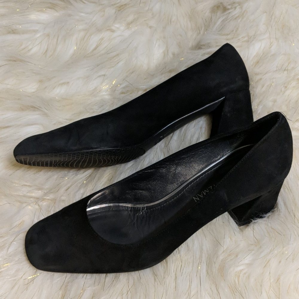 Authentic Stuart Weitzman Heels - image 2